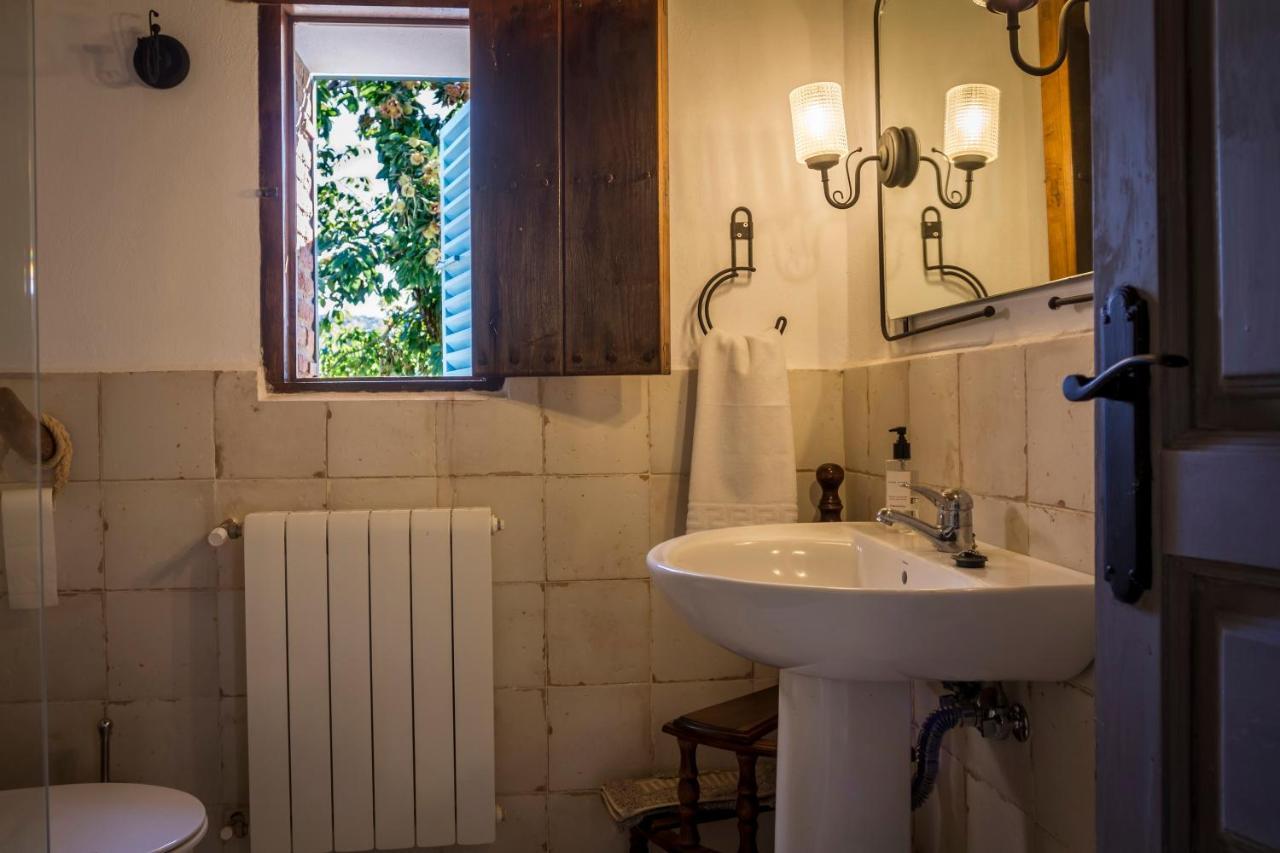 Casa Rural Castillo Jabugo Eksteriør billede