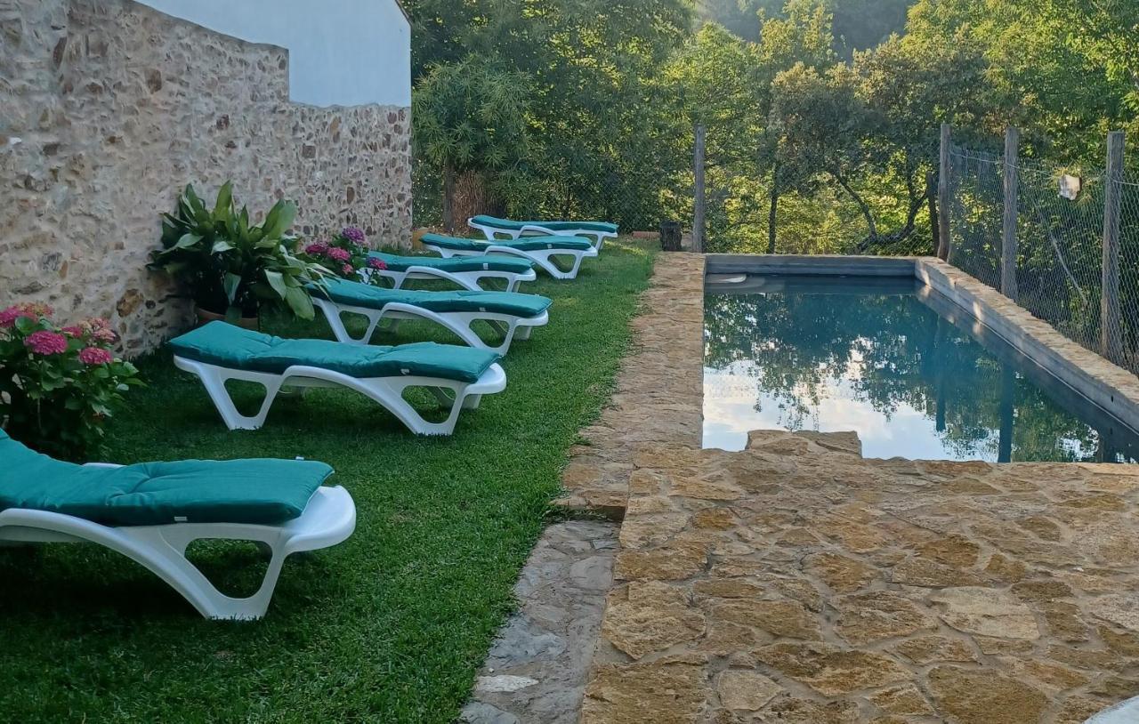Casa Rural Castillo Jabugo Eksteriør billede